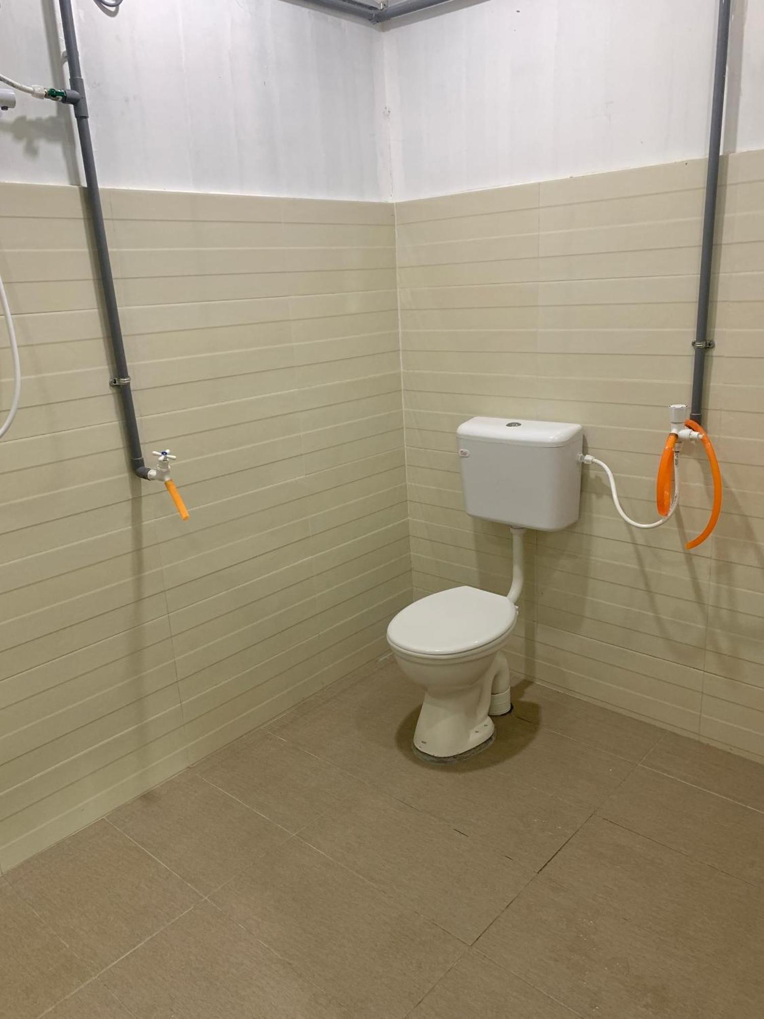 Tiara Inn Homestay 2 Tingkat Pontian Johor Pontian Besar Luaran gambar