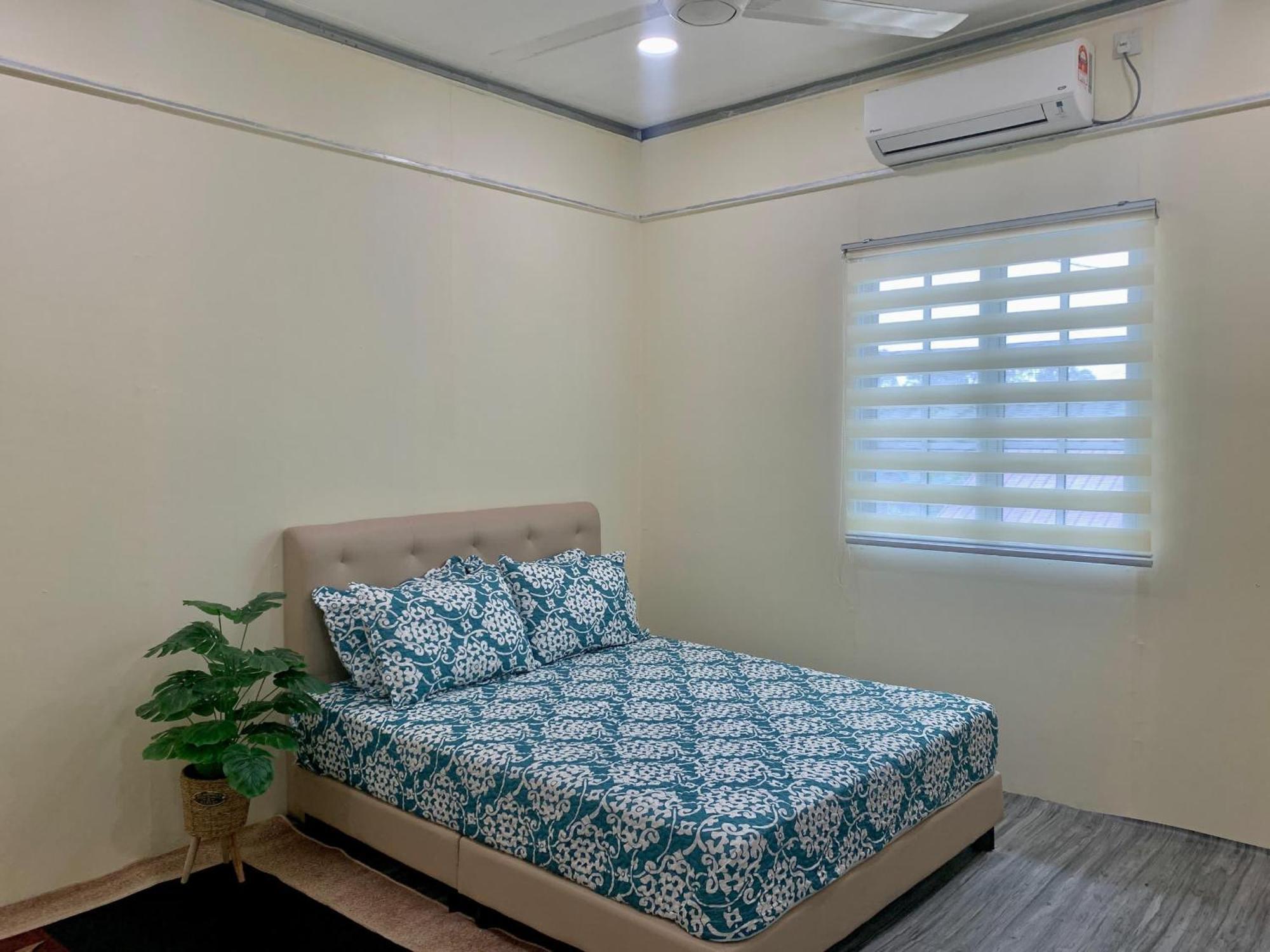 Tiara Inn Homestay 2 Tingkat Pontian Johor Pontian Besar Luaran gambar