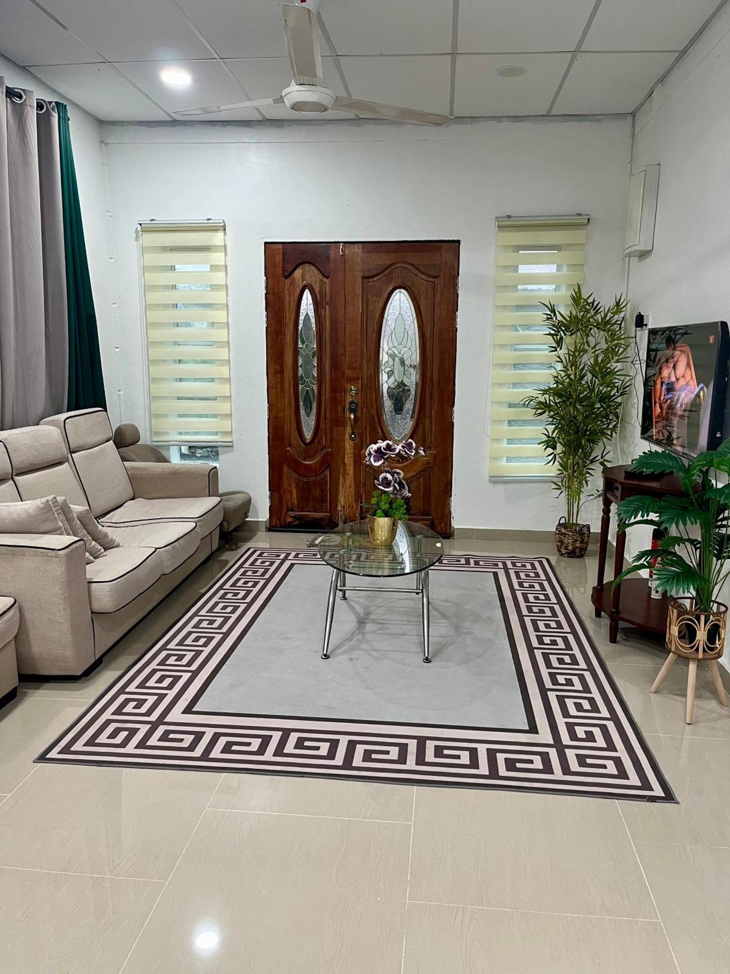 Tiara Inn Homestay 2 Tingkat Pontian Johor Pontian Besar Luaran gambar
